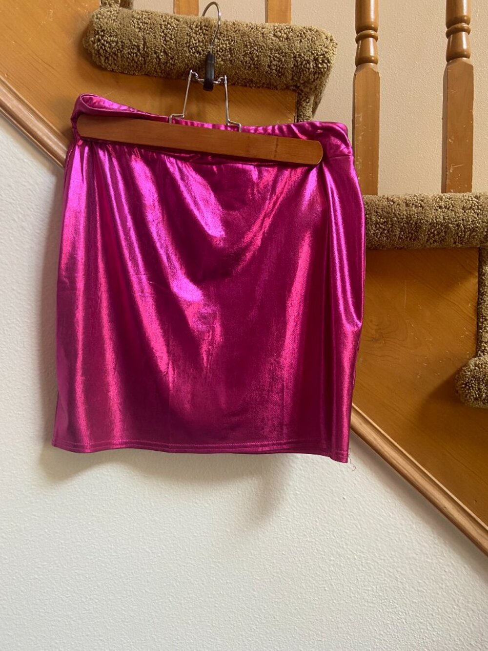 Fuschia Metallic Mini Skirt Kate Kasin, sz S, worn once